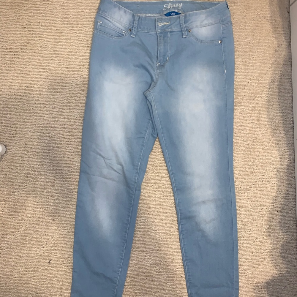 Light wash jeans
